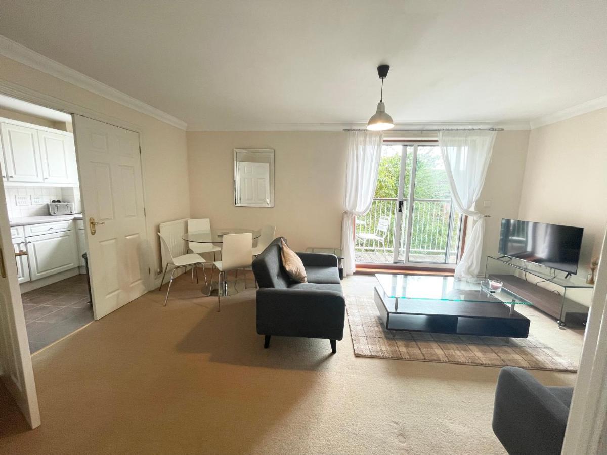 Best Price - Amazing 2 Bed 2 Bath - 4 Singles Or Super King Beds, 10 Min Walk To City Centre, 5 Minute Walk To Mayflower Theatre, Smart Tv, Ensuite, Balcony, Free Parking 南安普敦 外观 照片